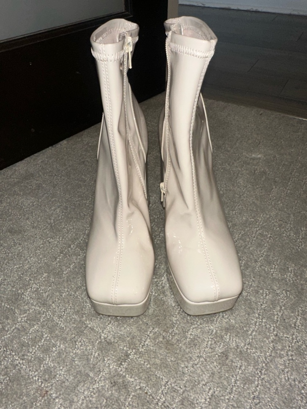 Steve Madden Cream Square-Toe Zip Ankle Boots
